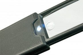 LED Taschenlupe mit einschiebbarer Linse